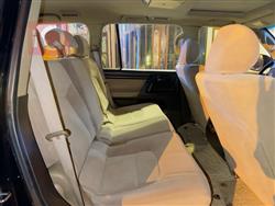 تۆیۆتا لاند کروزەر